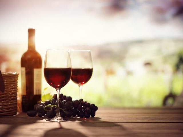 Čo znamená, ak je na etikete vína uvedené označenie “battonage”?