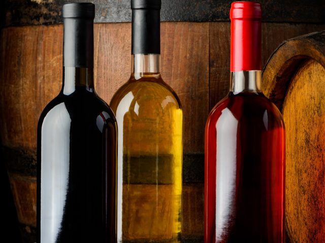 Označenia na etiketách vína – kabinetné víno, akostné víno s prívlastkom, slamové víno a iné